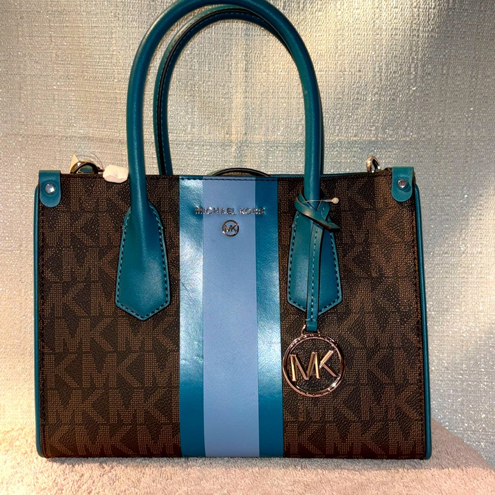 NWT Michael Kors Signature Satchel
